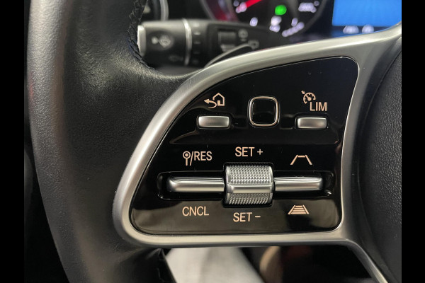 Mercedes-Benz GLC 300e 4MATIC 320pk Automaat PHEV Business Solution | Climate Control | Leder | Navigatie | Apple Carplay/Android Auto | Distronic | LED | High Performance | 18" Lichtmetalen Velgen | Privacy Glass | PDC VA + 360 Camera