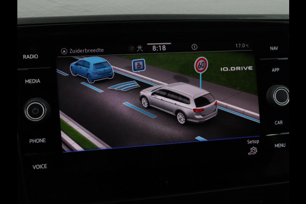 Volkswagen Passat 1.4 TSI PHEV GTE | Stoelverwarming | Adaptive cruise | Carplay | Navigatie | 18'' | Matrix LED | Parkeerhulp | Bluetooth | Plug In