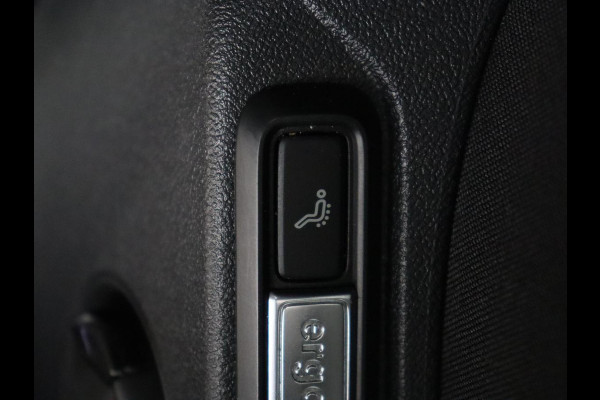 Volkswagen Tiguan 1.4 TSI R Line | 1e eigenaar | Panoramadak | Trekhaak | Stoelverwarming | Keyless | 19'' | Massage | Adaptive cruise | Navigatie | Full LED | Virtual Cockpit | Parkeerhulp | Climate control