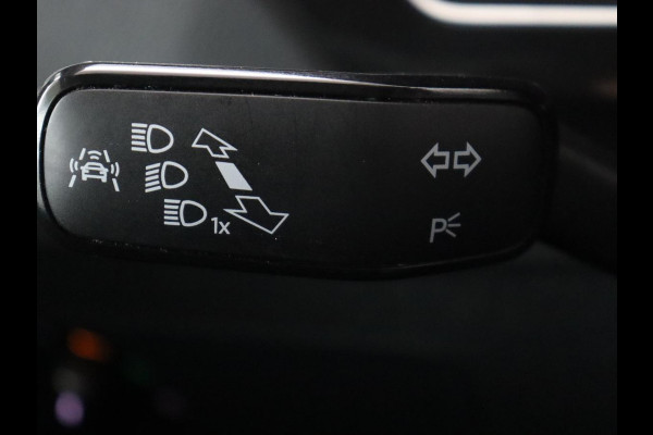 Volkswagen Tiguan 1.4 TSI R Line | 1e eigenaar | Panoramadak | Trekhaak | Stoelverwarming | Keyless | 19'' | Massage | Adaptive cruise | Navigatie | Full LED | Virtual Cockpit | Parkeerhulp | Climate control