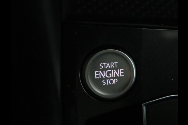 Volkswagen Tiguan 1.4 TSI R Line | 1e eigenaar | Panoramadak | Trekhaak | Stoelverwarming | Keyless | 19'' | Massage | Adaptive cruise | Navigatie | Full LED | Virtual Cockpit | Parkeerhulp | Climate control