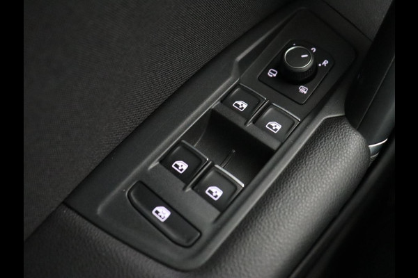 Volkswagen Tiguan 1.4 TSI R Line | 1e eigenaar | Panoramadak | Trekhaak | Stoelverwarming | Keyless | 19'' | Massage | Adaptive cruise | Navigatie | Full LED | Virtual Cockpit | Parkeerhulp | Climate control