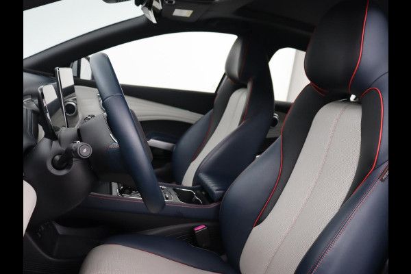 BYD ATTO 3 Comfort 60 kWh | Panoramadak | Warmtepomp | Leder | Stoelverwarming | 360 Camera | Carplay | Adaptive cruise | 18'' | Keyless | Full LED