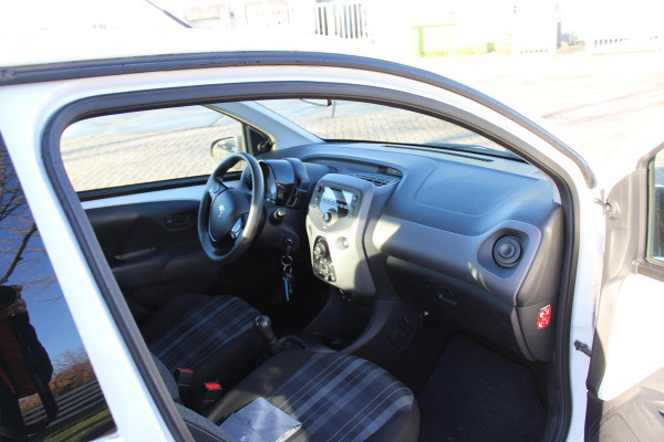 Peugeot 108 1.0 e-VTi Active nap 1E EIG, AIRCO BLUETOOTH ISOFIX