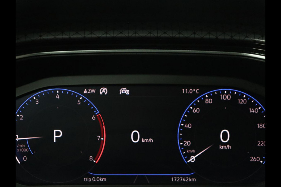Volkswagen T-Cross 1.0 TSI Style | Automaat | Stoelverwarming | Trekhaak | Carplay | Keyless | Virtual Cockpit | Adaptive cruise | Navigatie | Full LED | Parkeerhulp | Dodehoek detectie | Getint glas