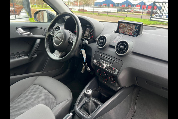 Audi A1 Sportback 1.0 TFSI | S-Line | '' 94.000 KM '' | Eerste Eigenaar | Navi | Nu € 13.999,-!!!