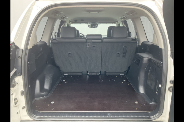 Toyota Land Cruiser 5-Pers 2.8 D-4D Professional 5p. 360° Leer Stoelverw+koel Trekhaak (3000kg)