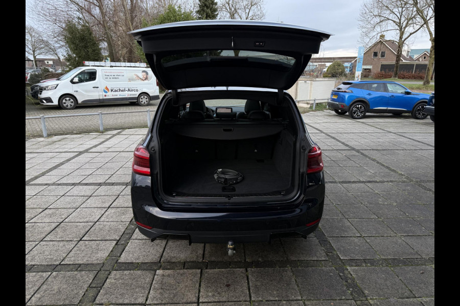 BMW iX3 High Executive 80 kWh | Trekhaak | Panorama | Sport Stoelen | Harman Kardon |