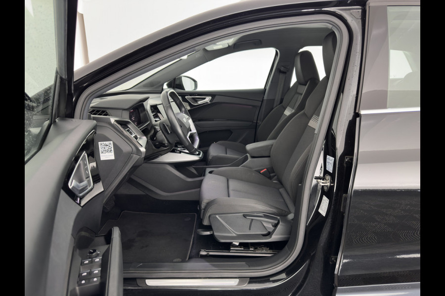 Audi Q4 e-tron 40 Launch Edition Advanced 77 kWh [ 3-Fase ] {SOH-88%} (INCL-BTW) *MATRIX-LED | NAVI-FULLMAP | KEYLESS | CAMERA | DIGI-COCKPIT | DAB | AMBIENT-LIGHT | HEATED-SPORTSEATS | TOWBAR | 19''ALU*