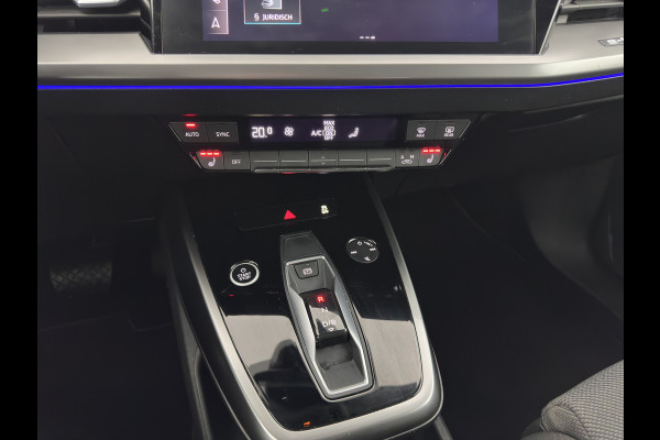 Audi Q4 e-tron 40 Launch Edition Advanced 77 kWh [ 3-Fase ] {SOH-88%} (INCL-BTW) *MATRIX-LED | NAVI-FULLMAP | KEYLESS | CAMERA | DIGI-COCKPIT | DAB | AMBIENT-LIGHT | HEATED-SPORTSEATS | TOWBAR | 19''ALU*