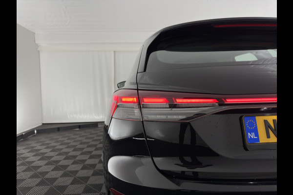 Audi Q4 e-tron 40 Launch Edition Advanced 77 kWh [ 3-Fase ] {SOH-88%} (INCL-BTW) *MATRIX-LED | NAVI-FULLMAP | KEYLESS | CAMERA | DIGI-COCKPIT | DAB | AMBIENT-LIGHT | HEATED-SPORTSEATS | TOWBAR | 19''ALU*