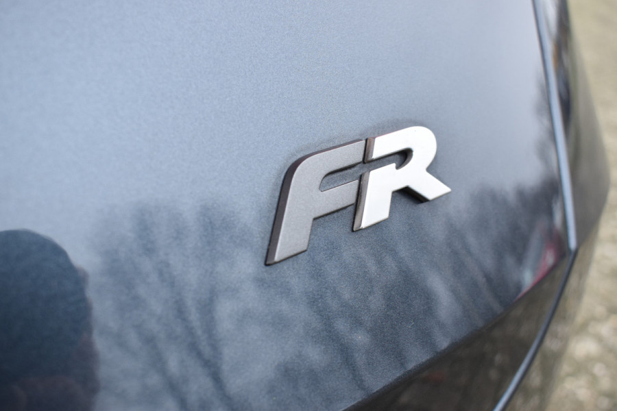 Seat Leon Sportstourer 1.5 TSI 150pk FR Launch Edition / Carplay / Navi /  17"LM / Adap. Cruise /