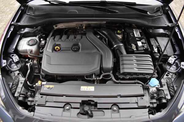 Seat Leon Sportstourer 1.5 TSI 150pk FR Launch Edition / Carplay / Navi /  17"LM / Adap. Cruise /