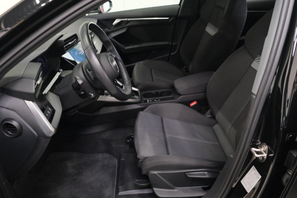 Audi A3 Sportback 30 TFSI Attitude Automaat - N.A.P. Airco, Cruise, Navi, PDC.