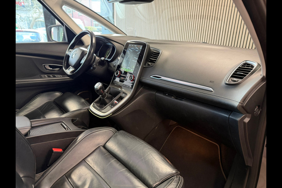 Renault Grand Scénic 1.2 TCe Initiale Paris 7p PANORAMADAK LEDER NAVIGATIE CAMERA STOELVERWARMING CRUISE PDC START/STOP KEYLESS-GO