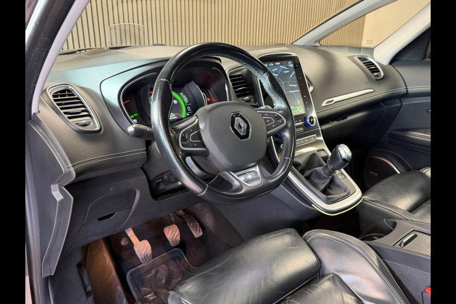 Renault Grand Scénic 1.2 TCe Initiale Paris 7p PANORAMADAK LEDER NAVIGATIE CAMERA STOELVERWARMING CRUISE PDC START/STOP KEYLESS-GO