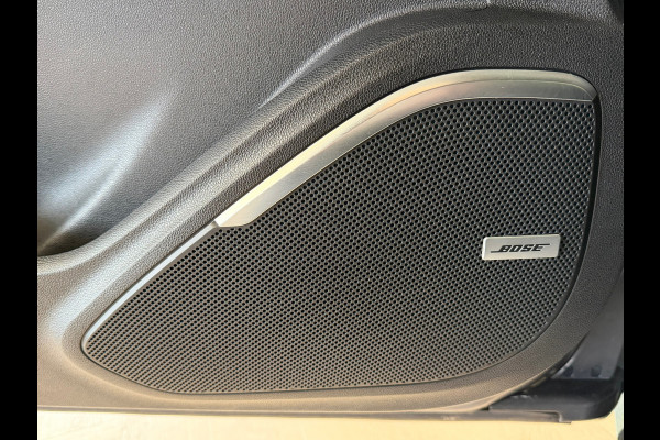 Renault Grand Scénic 1.2 TCe Initiale Paris 7p PANORAMADAK LEDER NAVIGATIE CAMERA STOELVERWARMING CRUISE PDC START/STOP KEYLESS-GO