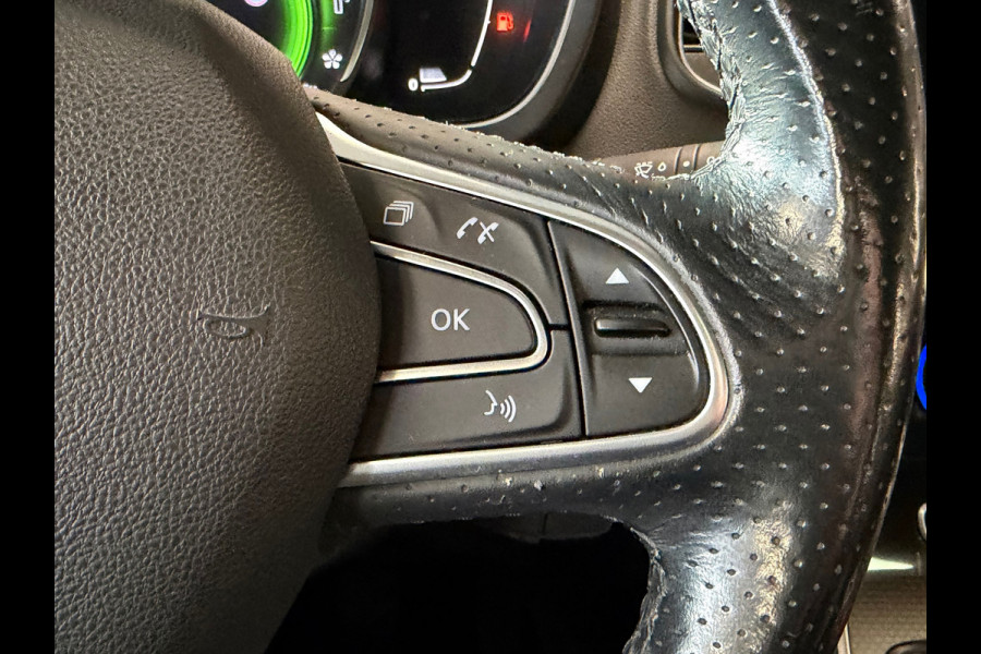 Renault Grand Scénic 1.2 TCe Initiale Paris 7p PANORAMADAK LEDER NAVIGATIE CAMERA STOELVERWARMING CRUISE PDC START/STOP KEYLESS-GO