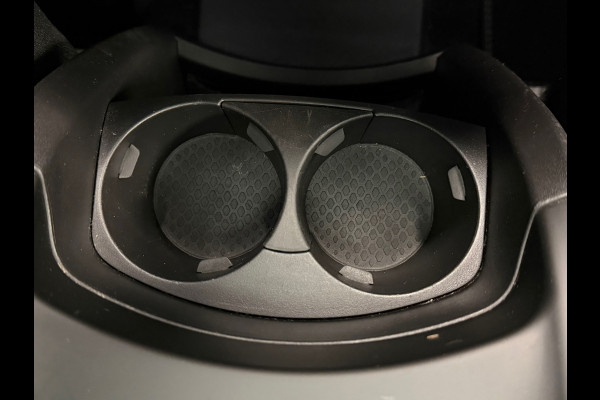 Renault Grand Scénic 1.2 TCe Initiale Paris 7p PANORAMADAK LEDER NAVIGATIE CAMERA STOELVERWARMING CRUISE PDC START/STOP KEYLESS-GO