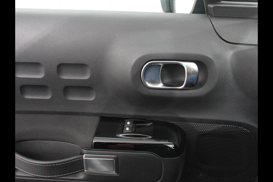 Citroën C3 1.2 PureTech 110pk Automaat Max | Climate Control | Navigatie | Apple carplay / Android Auto | Parksensoren | Lichtmetalen Velgen | Parkeer sensoren
