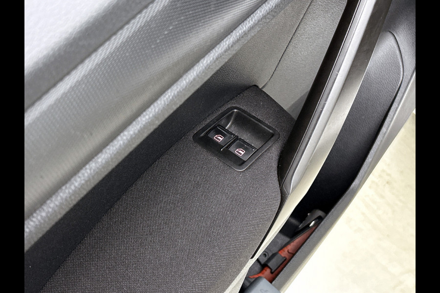 Volkswagen Caddy 2.0 TDI 5Pers. Euro6 Trendline / 2xSchuifdeur / Airco / Pdc. / Radio multimedia /