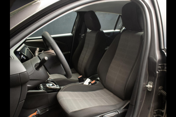 Opel CORSA-E Edition 50 kWh Sport (APPLE CARPLAY,NAVI,LED,SPORTSTOELEN,PDC,NIEUWE APK,NETTESTAAT)