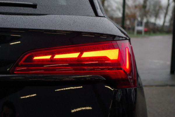 Audi Q5 50 TFSI e 300 PK S-Line Edition PHEV, Panoramadak, RS-Leder, Carplay, Camera