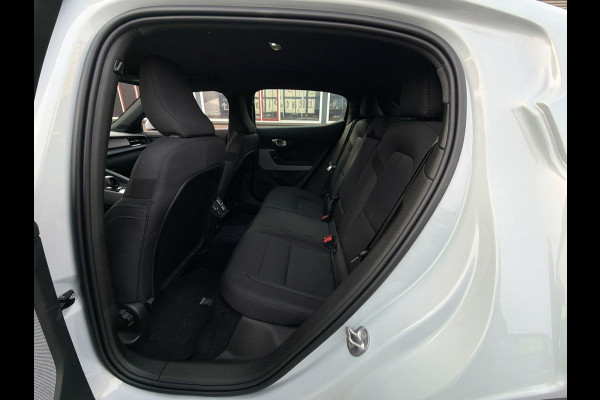 Polestar 2 Long Range Single Motor 78 kWh SOH 96% | 360 camera | Pilot Assist | Park Assist | 19" LM | Stoelverwarming | Android