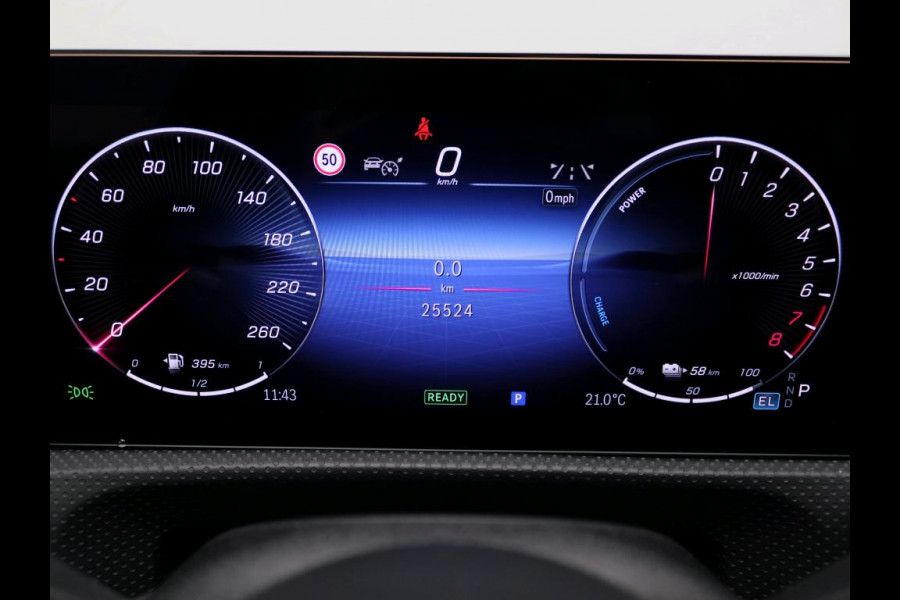 Mercedes-Benz A-Klasse 250 e AMG Plug-In Hybride AMG Line | Night Pakket | Trekhaak | Sfeerverlichting  | Achteruitrijcamera | Stuur en Stoelverwarming. Inclusief 24 maanden MB Certified garantie voor Europa.
