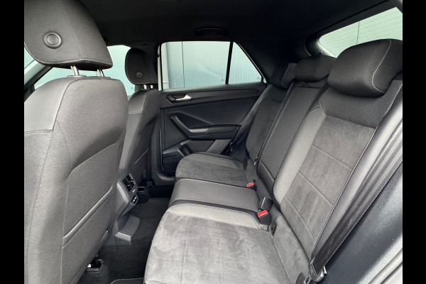 Volkswagen T-Roc 1.0 TSI R-Line * Camera * IQ Light * Massage * Stoelverwarming *