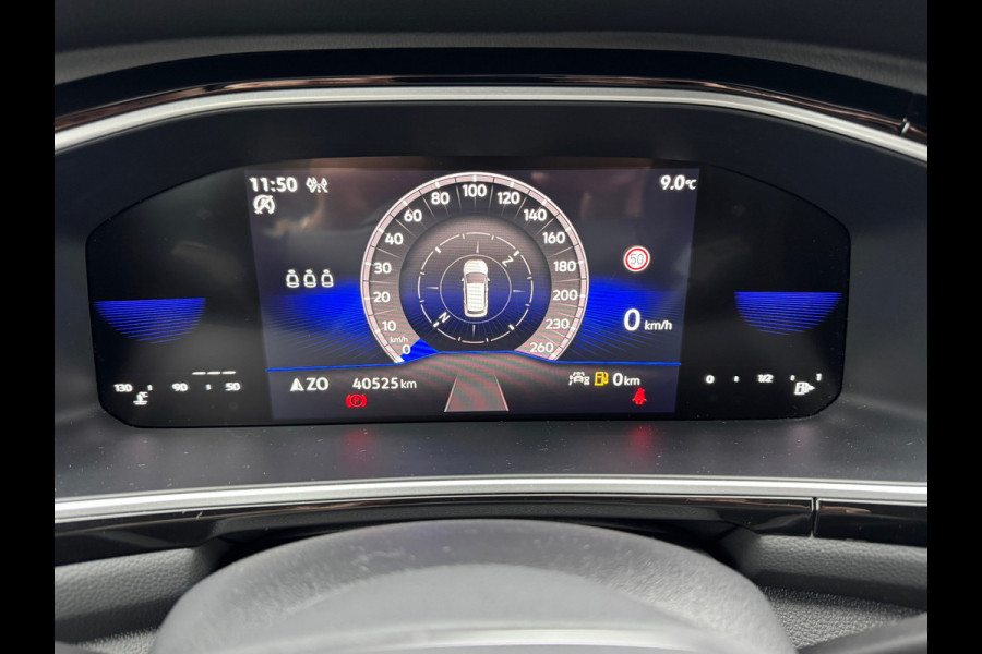 Volkswagen T-Roc 1.0 TSI R-Line * Camera * IQ Light * Massage * Stoelverwarming *