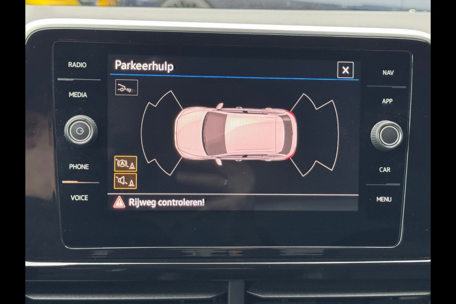 Volkswagen T-Roc 1.0 TSI R-Line * Camera * IQ Light * Massage * Stoelverwarming *