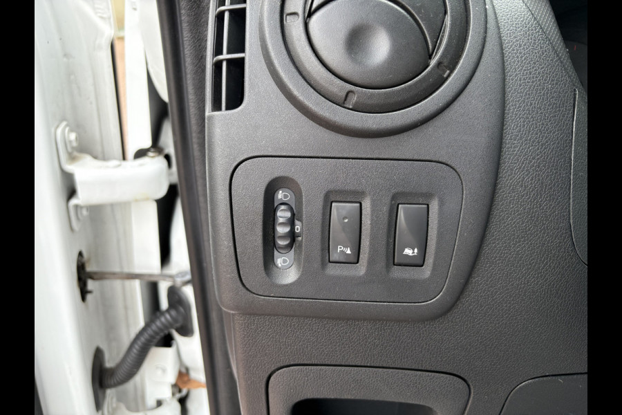 Renault Master T35 2.3 dCi 145pk Euro6 L2H2 Energy CAMERA/DAB/NAVI/CRUISE/PDC/TREKHAAK2.500KG