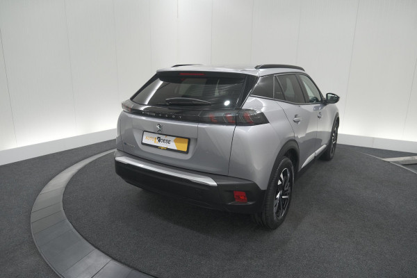 Peugeot e-2008 EV Allure 50 kWh | SOH=96.7 % | 3 Fase Laadfunctie | Camera | Navigatie | Parkeersensoren | Apple Carplay