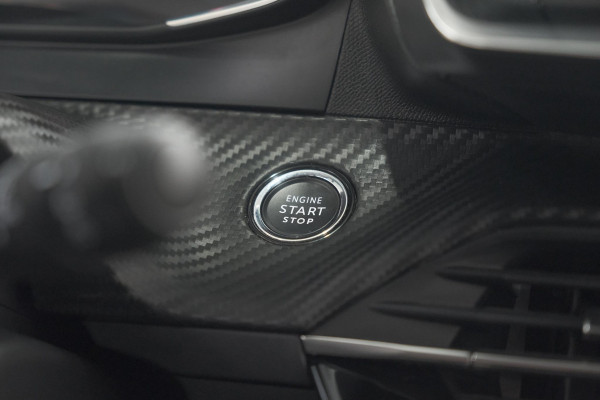 Peugeot e-2008 EV Allure 50 kWh | SOH=96.7 % | 3 Fase Laadfunctie | Camera | Navigatie | Parkeersensoren | Apple Carplay