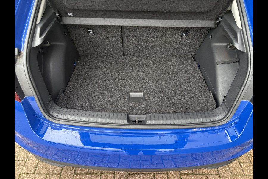 Škoda Fabia 1.0 TSi 95pk Business Edition 5-drs. PANORAMADAK/KEYLESS/VIRTUAL/CARPLAY/PDC/ADAPT.CRUISE/WINTERPACK