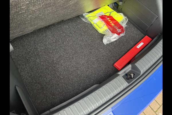 Škoda Fabia 1.0 TSi 95pk Business Edition 5-drs. PANORAMADAK/KEYLESS/VIRTUAL/CARPLAY/PDC/ADAPT.CRUISE/WINTERPACK