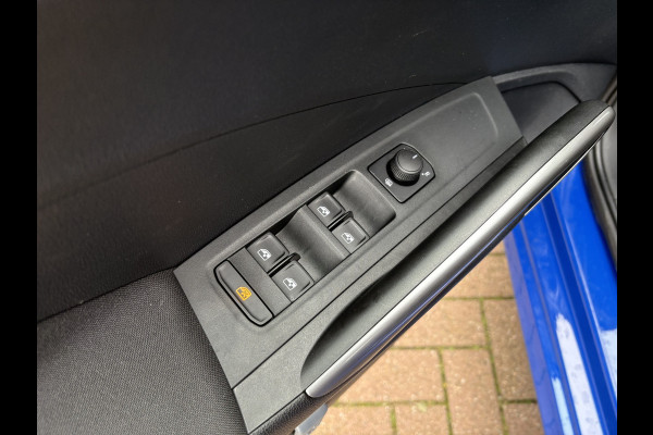 Škoda Fabia 1.0 TSi 95pk Business Edition 5-drs. PANORAMADAK/KEYLESS/VIRTUAL/CARPLAY/PDC/ADAPT.CRUISE/WINTERPACK