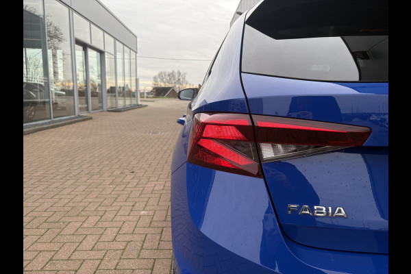 Škoda Fabia 1.0 TSi 95pk Business Edition 5-drs. PANORAMADAK/KEYLESS/VIRTUAL/CARPLAY/PDC/ADAPT.CRUISE/WINTERPACK