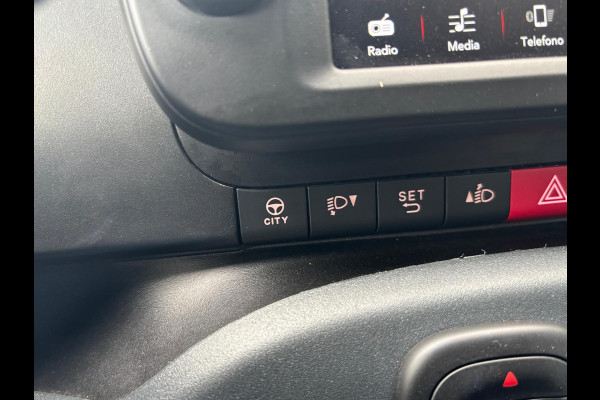 Fiat Panda 1.0 Hybrid Cross | Rijklaar geleverd incl 12 maanden BOVAG garantie! |