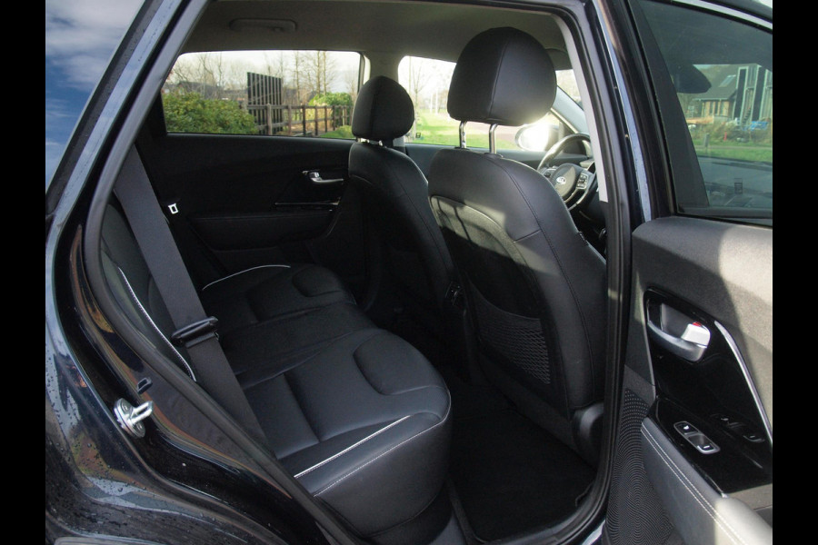 Kia e-Niro ExecutiveLine 64 kWh | Camera | Apple Carplay | Cruise Control | JBL | Leer |