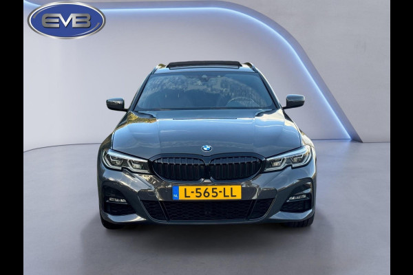 BMW 3 Serie Touring 330e M sport individual, dravitgrau, panoramadak ,laser,elec bedienbare trekhaak, vol opties, nl auto met nap