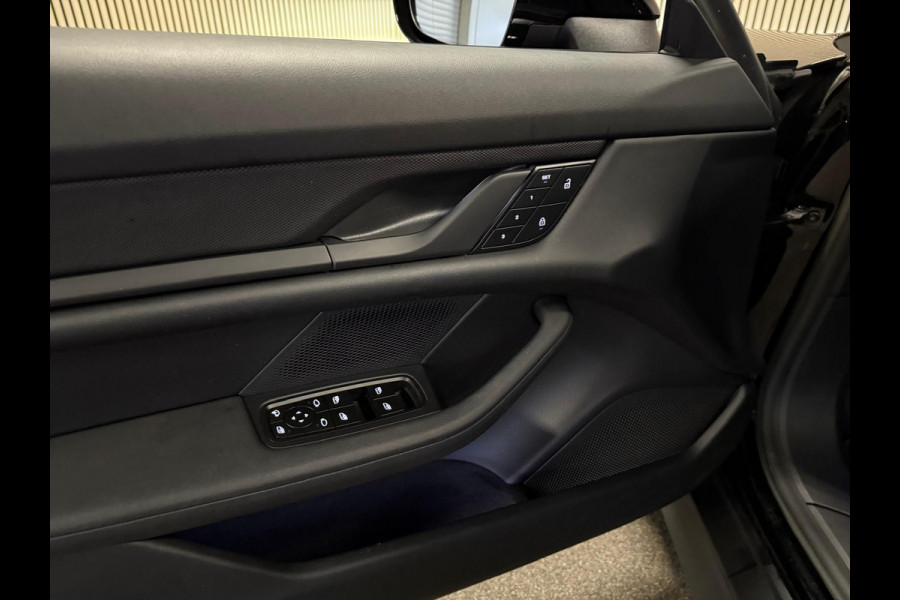 Porsche Taycan 79 kWh 328 PK-SOH 93%-PANORAMA-BIJRIJDER DISPLAY-PASM-CAMERA-ORG. NL