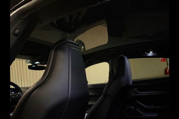 Porsche Taycan 79 kWh 328 PK-SOH 93%-PANORAMA-BIJRIJDER DISPLAY-PASM-CAMERA-ORG. NL
