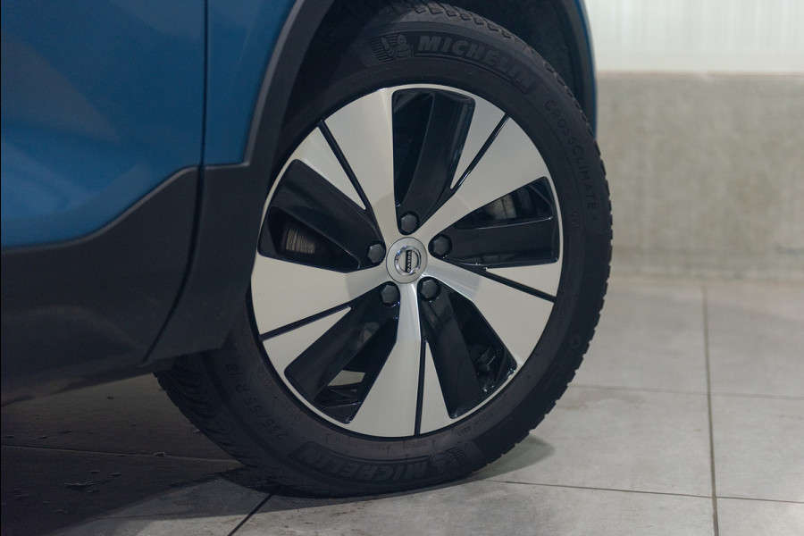 Volvo XC40 T4 Aut. Plug-In Hybrid Plus Bright CruiseControl Parkeercamera 211pk