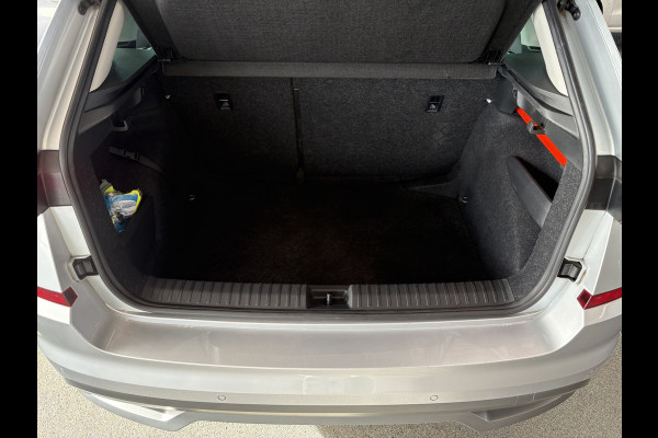 Škoda Kamiq 1.0 TSi 110pk Business Edition LED/VIRTUAL/NAVI/CARPLAY/DAB/PDC/WINTERPACK