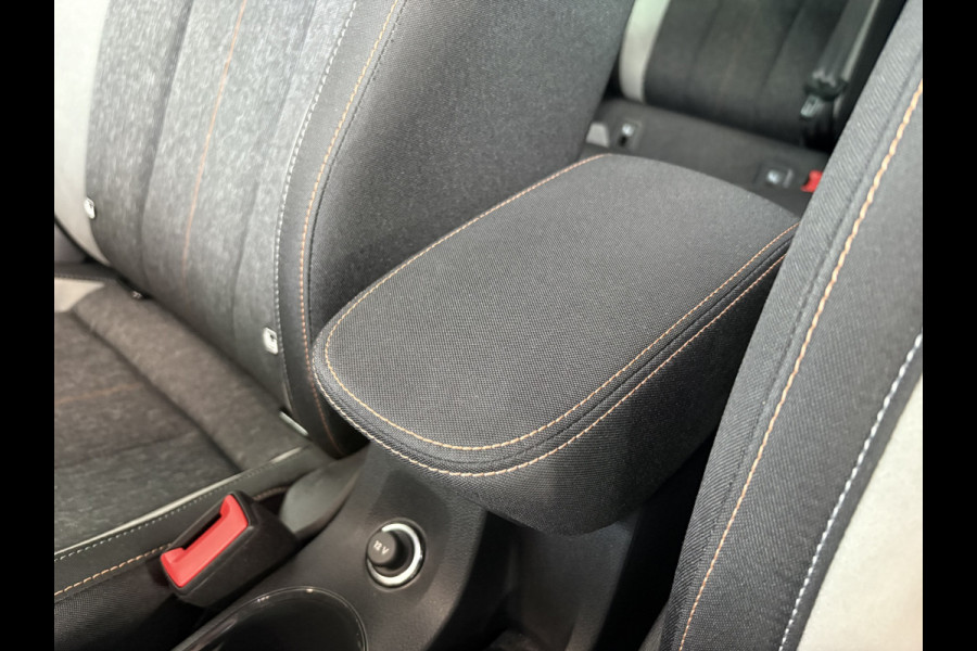 Škoda Kamiq 1.0 TSi 110pk Business Edition LED/VIRTUAL/NAVI/CARPLAY/DAB/PDC/WINTERPACK