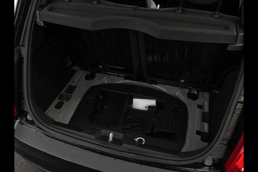 Fiat 500 1.0 Hybrid Lounge+ Airco | Cruise control | Parkeersensor achter | Radio | Navigatie | Apple Carplay/ Android Auto | Lichtmetalen velgen