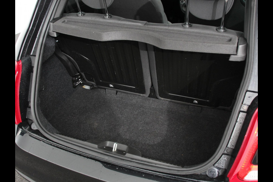 Fiat 500 1.0 Hybrid Lounge+ Airco | Cruise control | Parkeersensor achter | Radio | Navigatie | Apple Carplay/ Android Auto | Lichtmetalen velgen