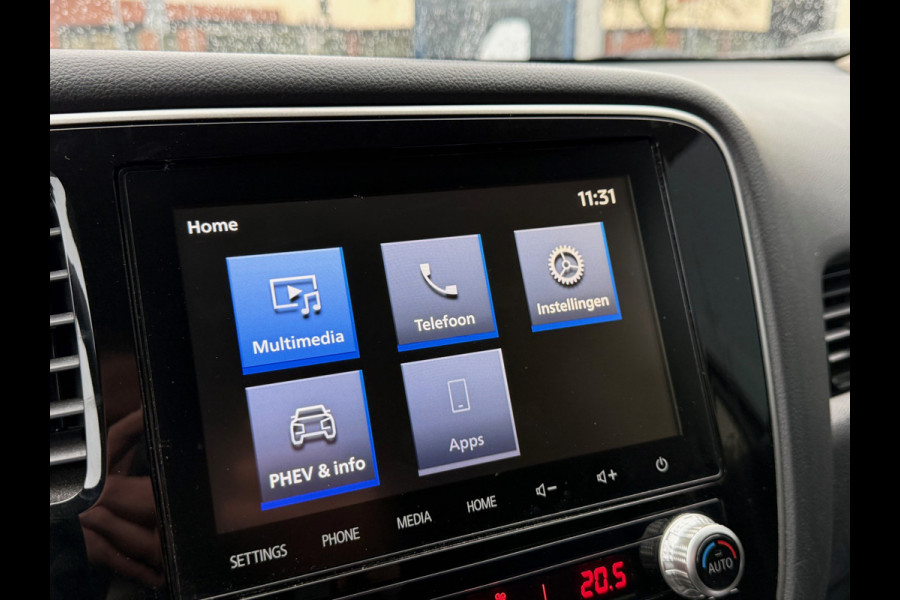 Mitsubishi Outlander BWJ 2021 | 2.4 225PK PHEV Pure | CLIMA | NAVI | STOELVERW | LEDER | CAMERA A | CARPLAY |